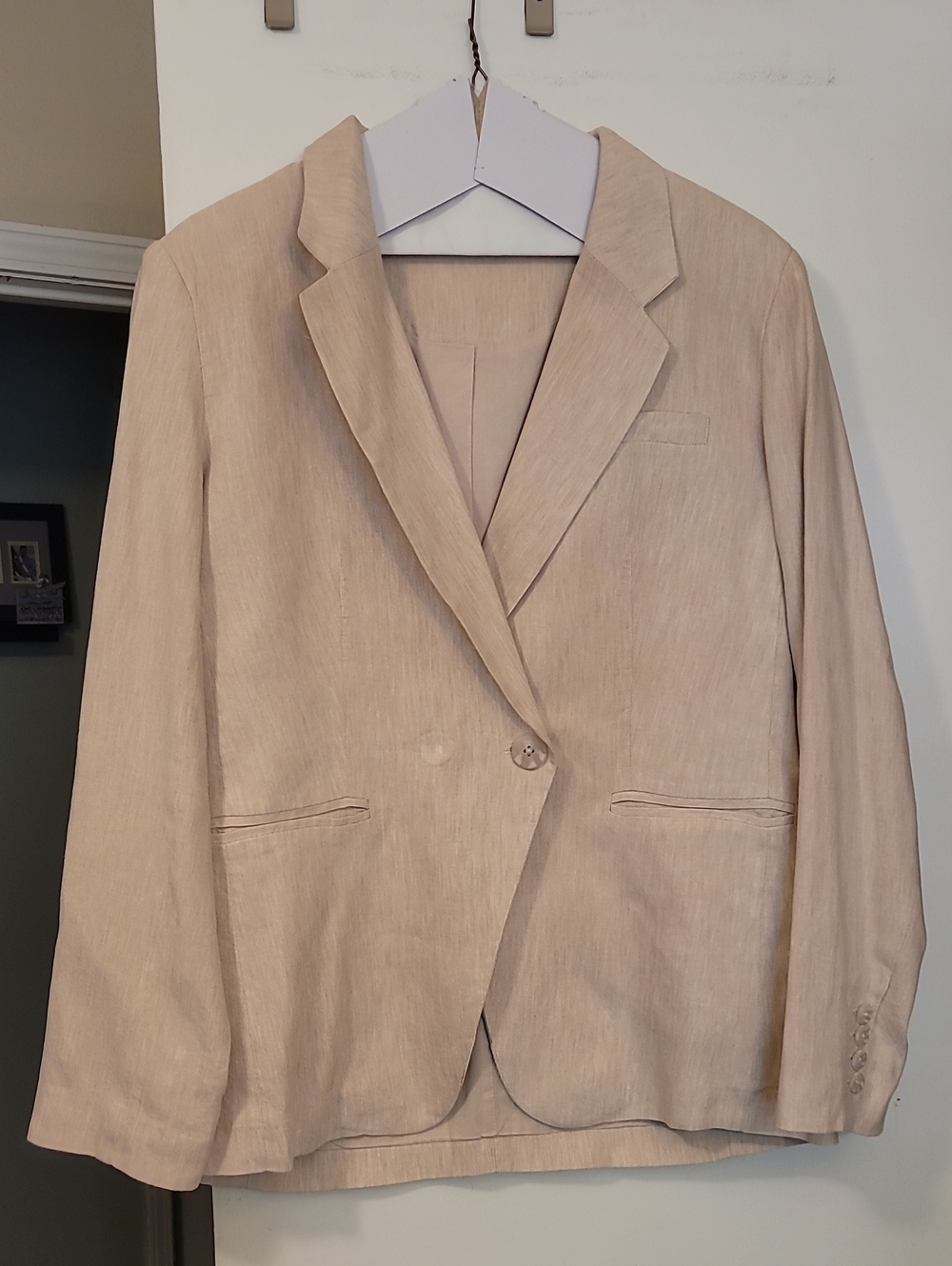 Women's Beige Single-Button Blazer